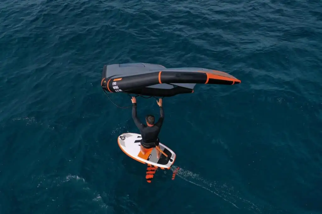 wingfoilen, wingfoilles, wingfoil verhuur, wingfoil huren, wingen, leer wingen, surfcamp, wingsurf introductieles