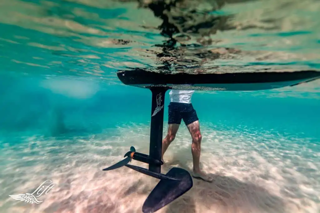 efoilen, efoilles, efoil verhuur, efoilverhuur, efoil huren, GEARfreak, Surfcenter, surfschool, gearfreak surfschool