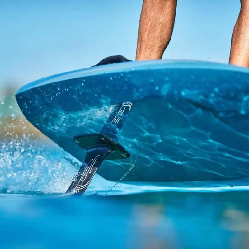 efoilen, efoilles, efoil, efoil verhuur, efoil huren, efoil les, efoil huur, gearfreak, surfschool, surfcenter, lift, flysurf