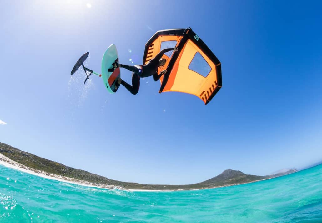 wingfoilen, wingfoilles, wingfoil verhuur, wingfoil huren, wingen, leer wingen, surfcamp, wingsurf introductieles