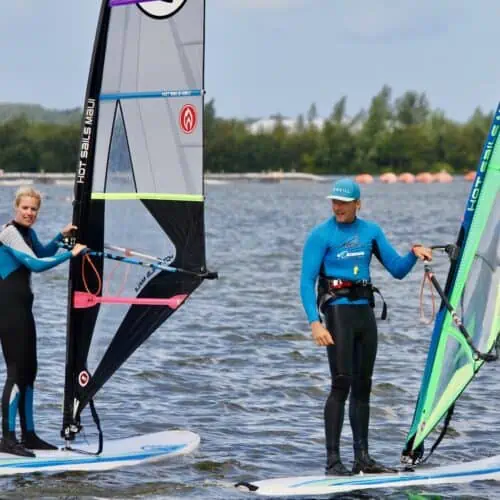 windsurfen, windsurfles, windsurf verhuur, windsurfverhuur, windsurf huren, leren windsurfen, gearfreak, gearfreak surfschool, surfcenter, youthfreak academy, introductieles, startcursus, seizoenscursus, surfcamp