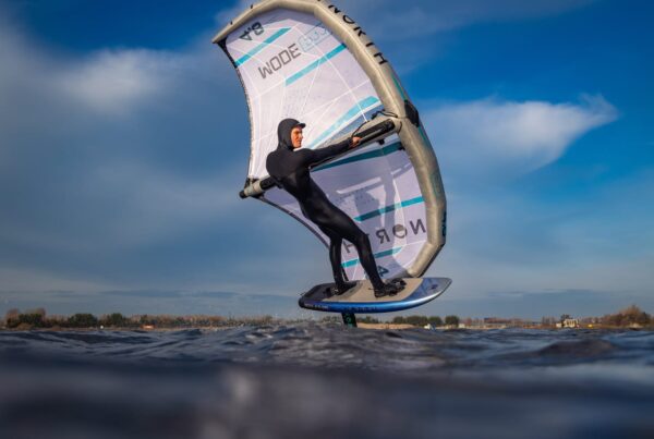 Wingfoilen les bij GearFreak Surfschool