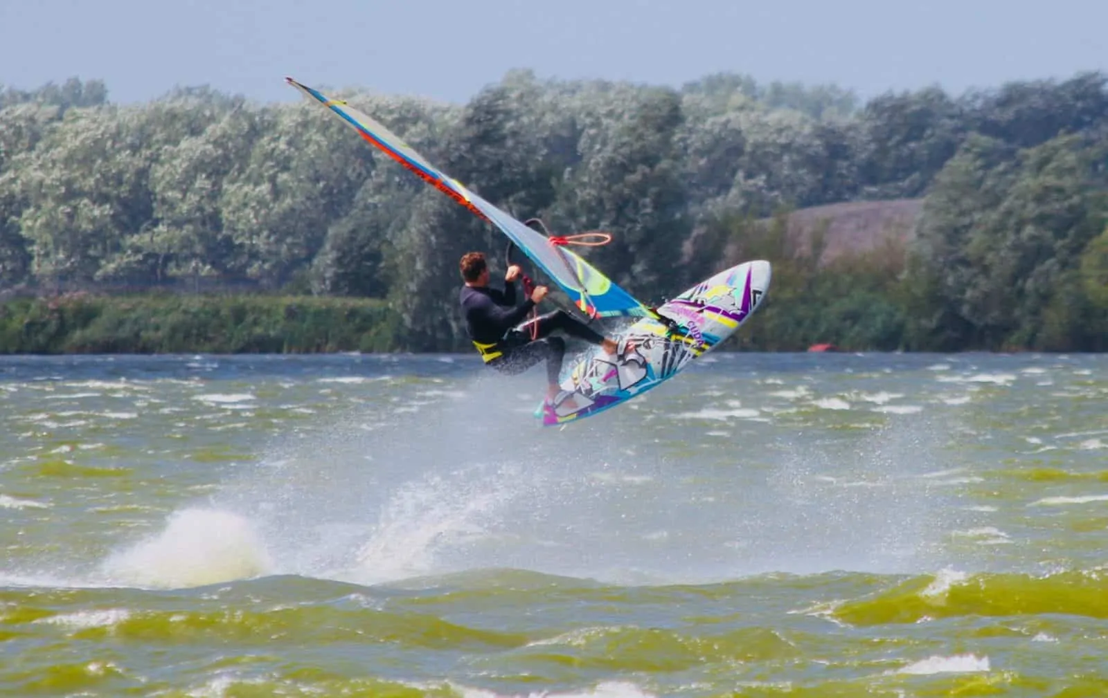 windsurfen, windsurfles, windsurf verhuur, windsurfverhuur, windsurf huren, leren windsurfen, gearfreak, gearfreak surfschool, surfcenter, youthfreak academy, introductieles, startcursus, seizoenscursus, surfcamp